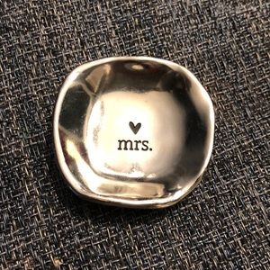 Mrs. Ring trinket dish